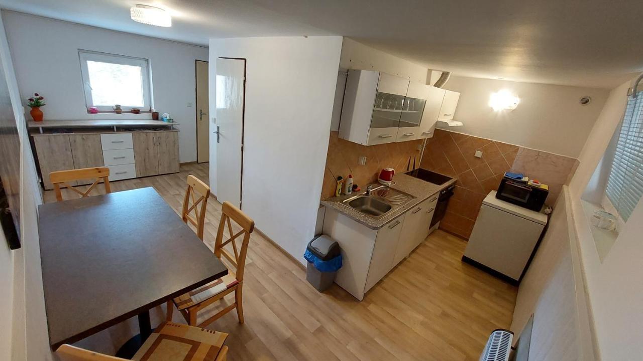 Ubytovani Pod Hradbami Nové Město nad Metují 外观 照片